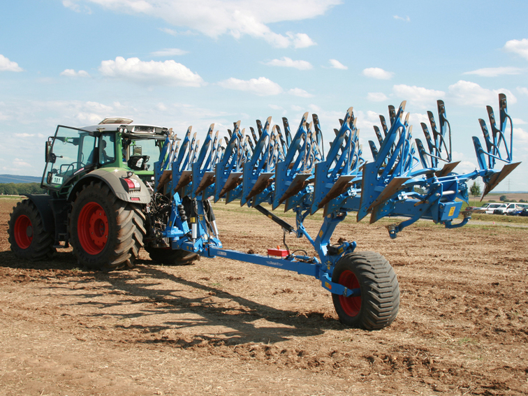 Fendt 828